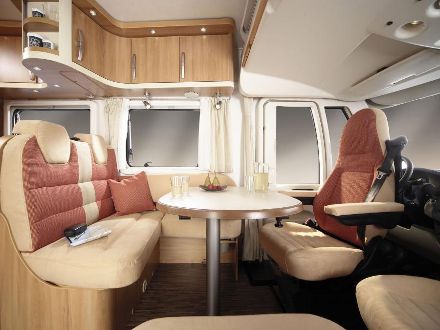 Интерьер Hymer B-Class CL 2009 года  (фото 4 из 7)